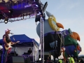 Band-Aaron-Lewis-and-balloons-2